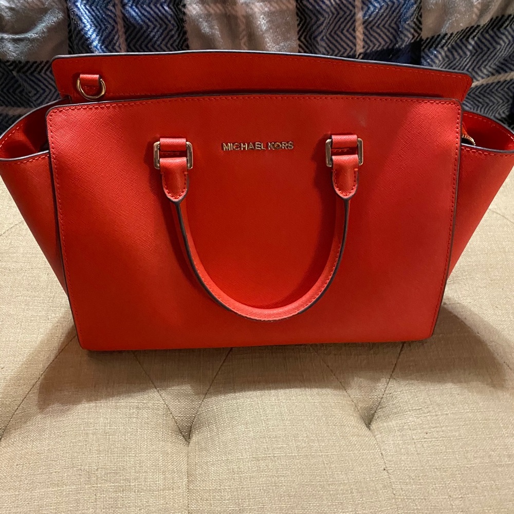 Michael Kors Selma Leather Tote